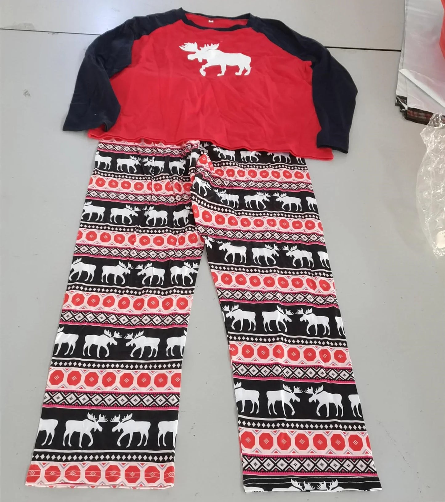Family Matching Christmas Pajamas - GeeNuxe