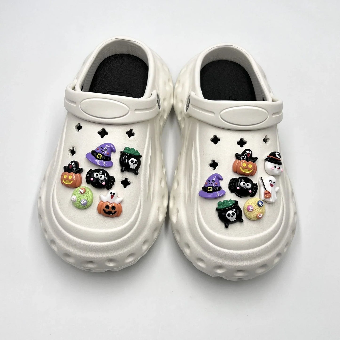 Hole Shoes Accessories Fit Diy Shoe Buckle Halloween Cartoon - GeeNuxe 